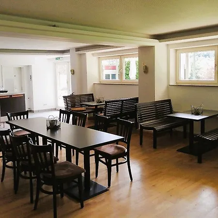 Pop-up-hotel Schloss Haniel Hotel *