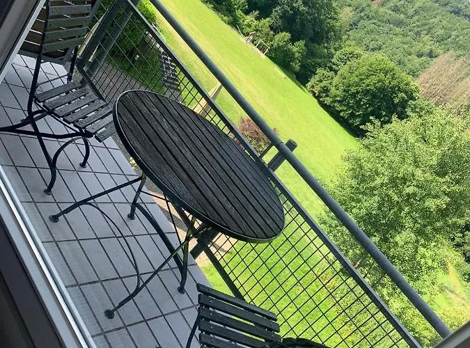 Pop-up-hotel Schloss Haniel * Dabringhausen